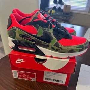 8.5 womens or 7 men’s Duck Reverse Camo Air Max